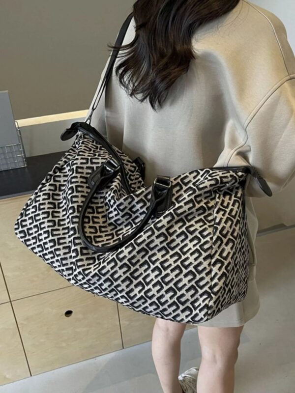 Patterned Large Capacity Travel Bag